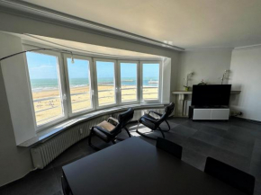 Oostende zeezicht Majestic 6